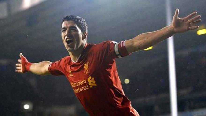 Luis Suárez renueva por el Liverpool