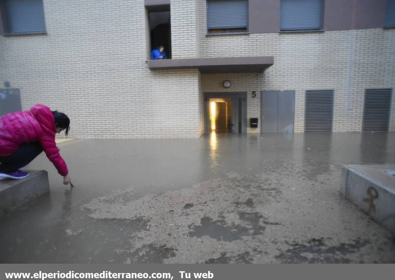 GALERÍA DE FOTOS -- El diluvio cae en Castellón y provoca inundaciones