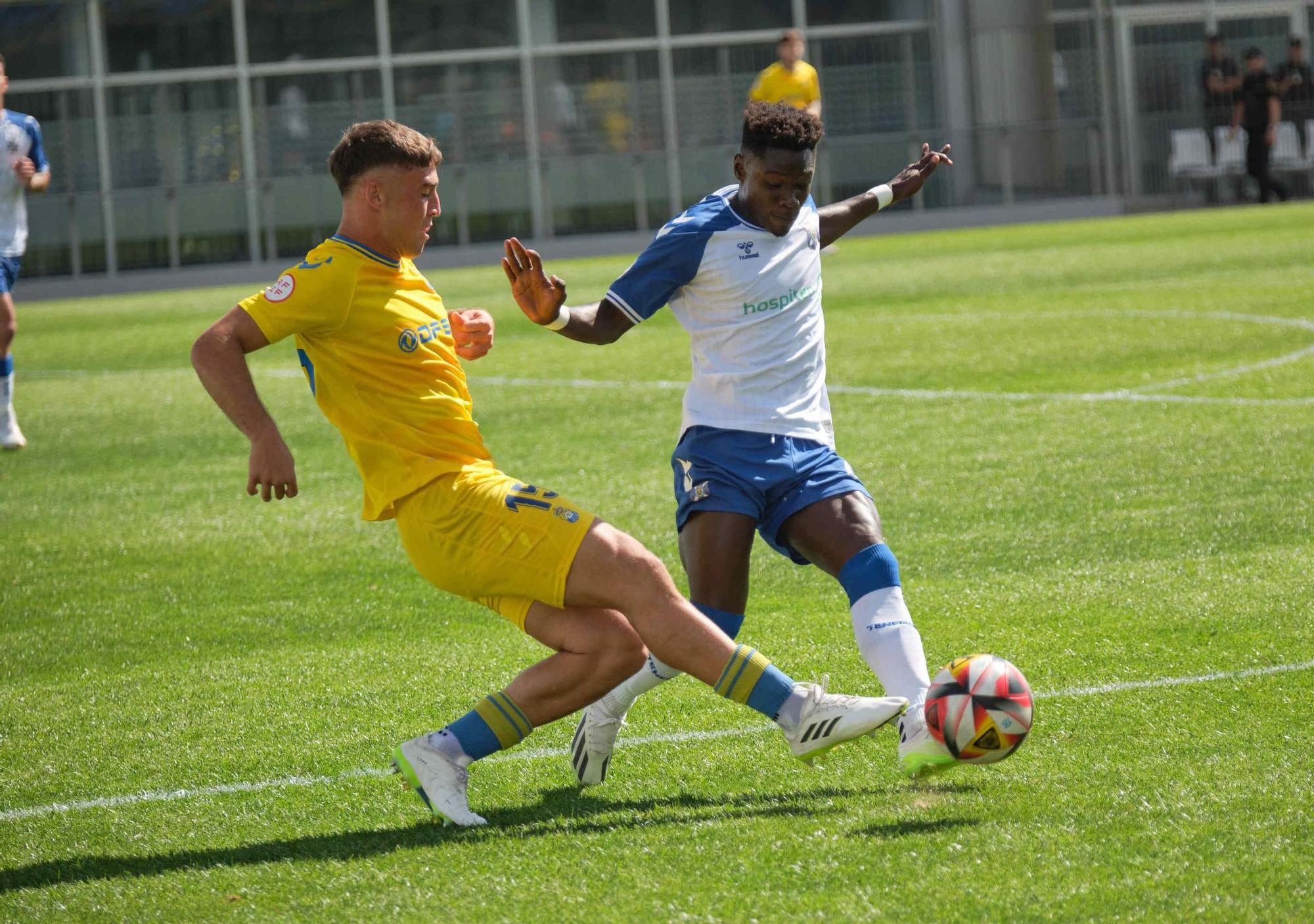 Derbi de Tercera RFEF entre CD Tenerife B y Las Palmas Atlético