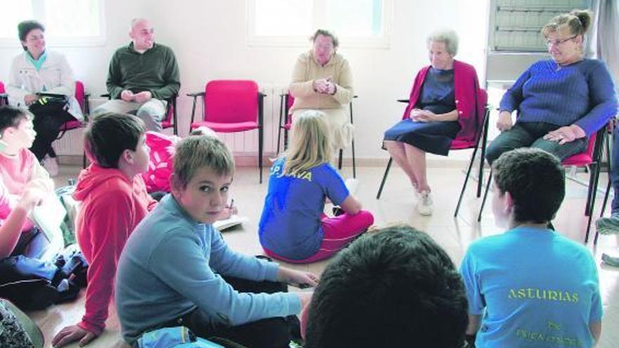 Un grupo de escolares, durante una de las clases de la última edición de los cursos.