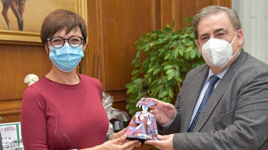 María Gámez recibe el Premio Menina que otorga el ministerio de Igualdad