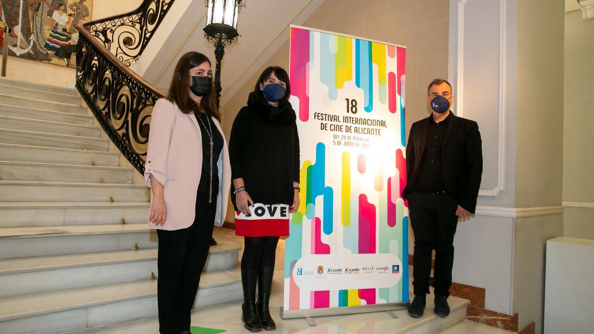 Pilar Pérez Solano preside el jurado oficial del 18 Festival de Cine de  Alicante