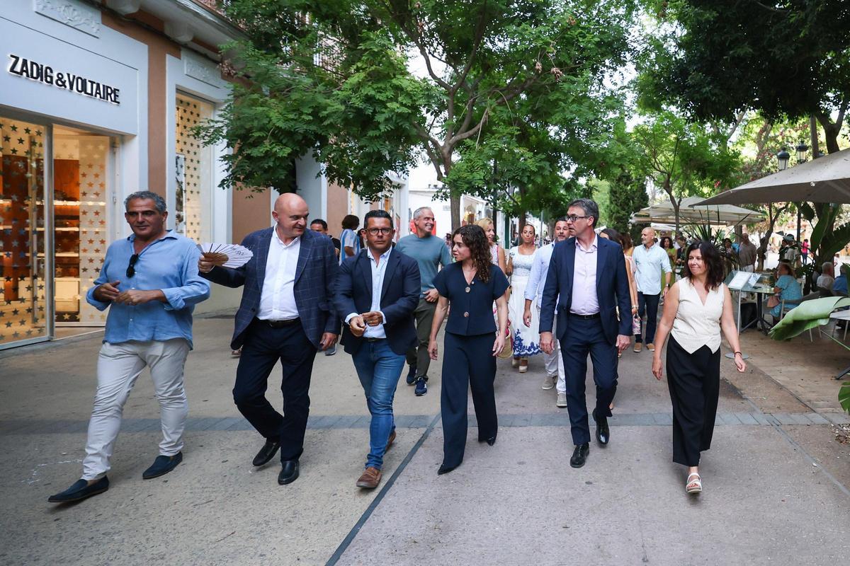 Inauguración del nuevo reloj de Vara de Rey en Ibiza. Inauguración del nuevo reloj de Vara de Rey en Ibiza.