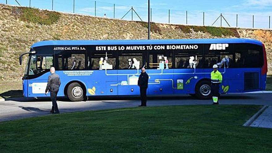 Autobús metropolitano movido por biometano.