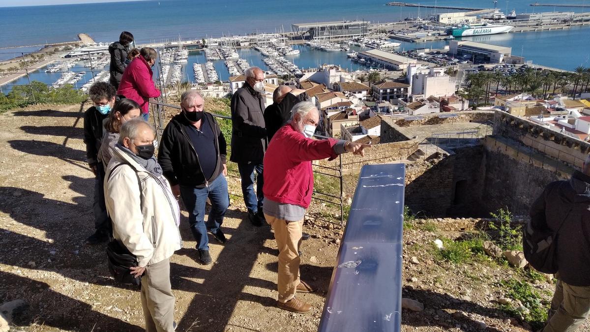 L’arquitecte Julián Esteban Chapapría explica els detalls d’aquests treballs de rehabilitació patrimonial