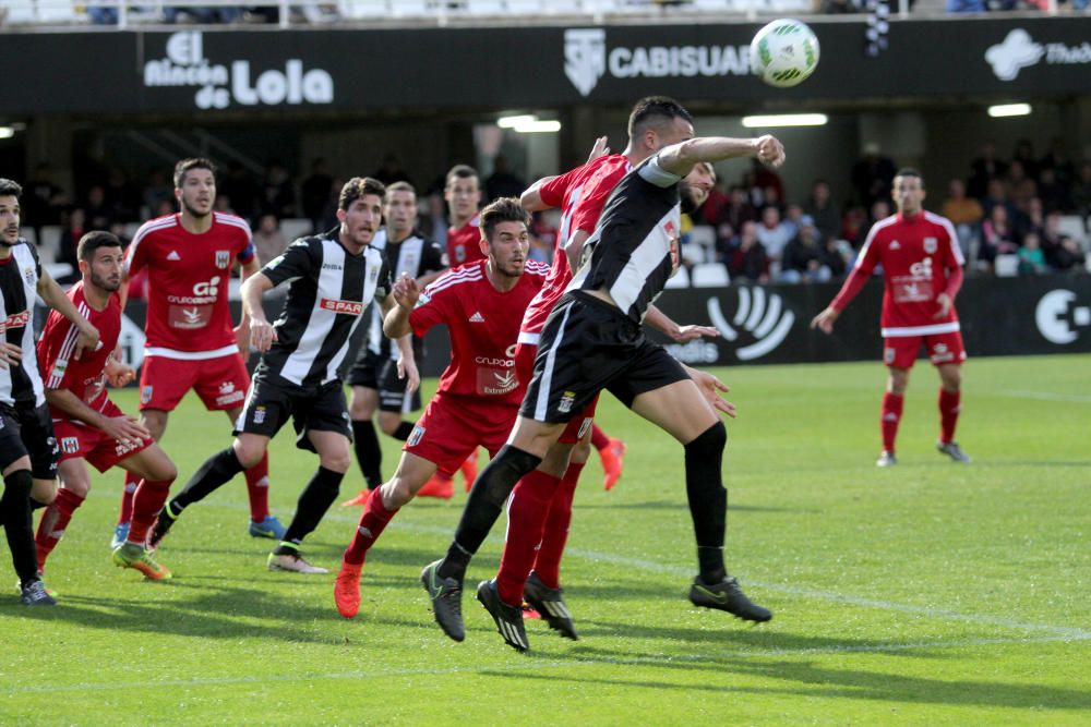 Partido entre el Cartagena y el Mérida