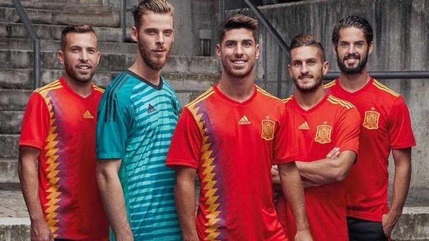 La camiseta 'republicana' de España del Mundial 2018 causa polémica