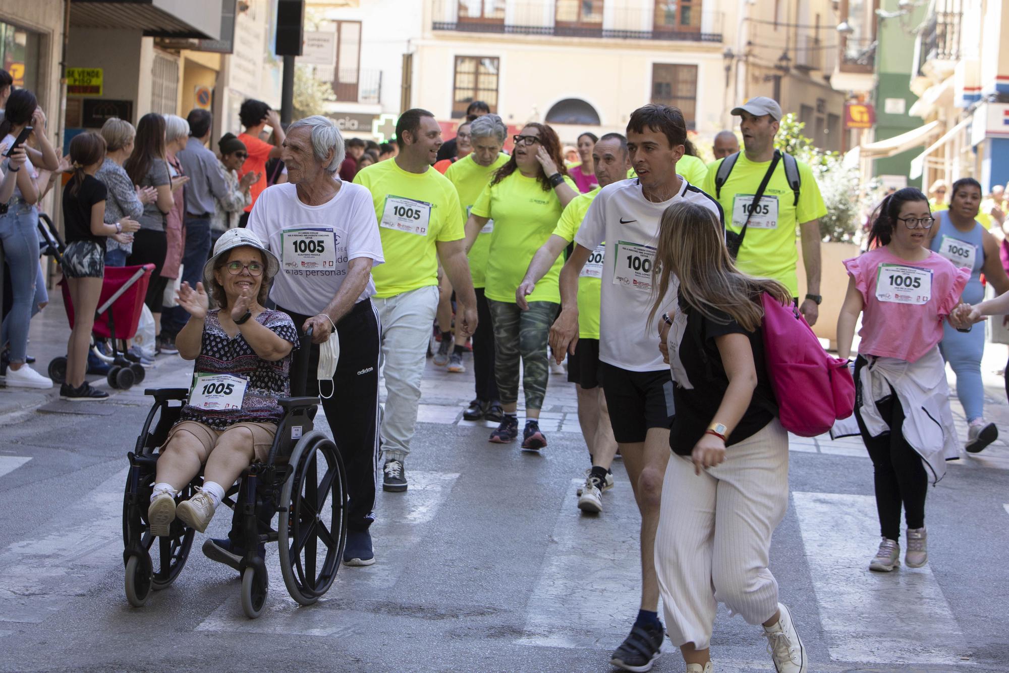 Más de 1.200 personas participan en la XV edición de la carrera de Aspromivise