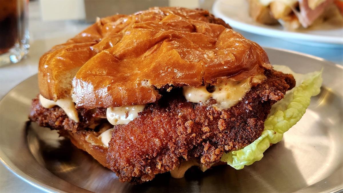 El bocadillo de pollo con 'kimchi' de Romita.