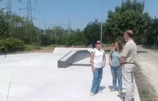 Langreo estrena nueva pista de monopatín