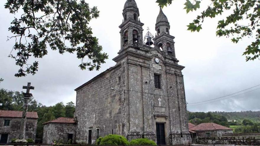 La iglesia de Codeseda, uno de los ejemplos de templos románicos de A Estrada. // Bernabé/Luismy