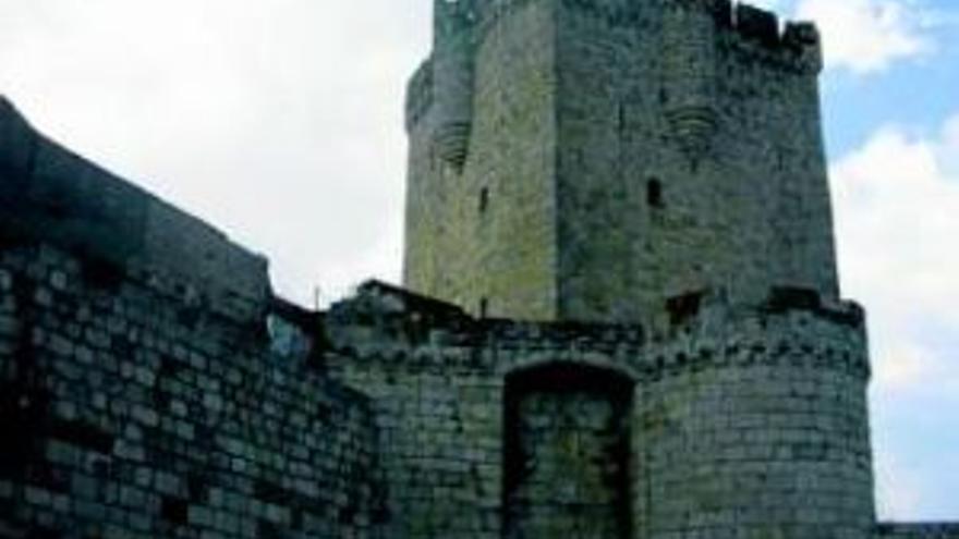 Retoman las negociaciones de la compra del Castillo de Coria