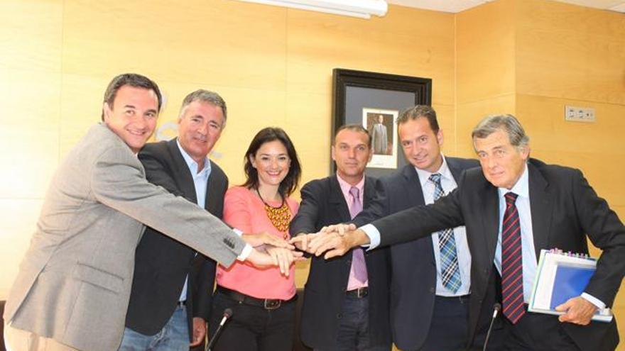 Félix Romero, Ángel Nozal, Margarita del Cid, José Antonio Mena, Juan Manuel Zafra y Fernández Rañada.