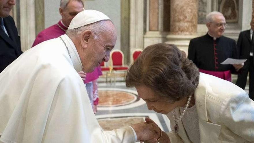 La Reina Sofía asiste a la canonización del Papa Pablo VI