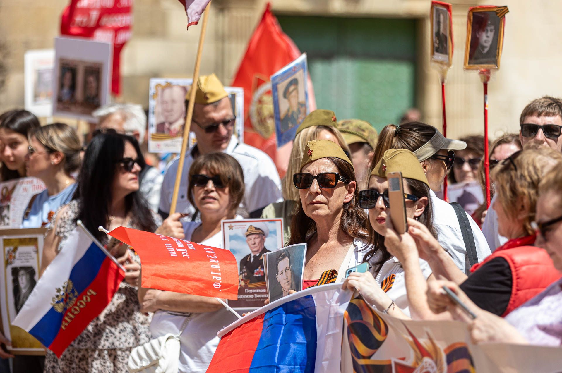 El acto conmemorativo del Día de Europa se solapa con el acto de la Casa de Rusia