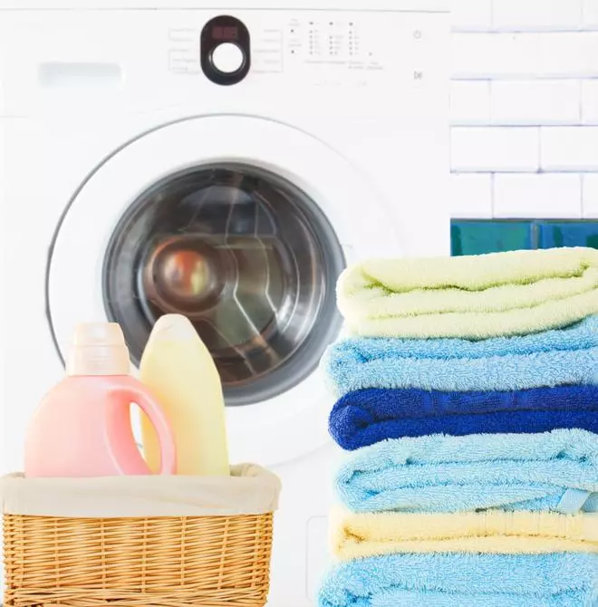Cinco trucos para que tus toallas queden limpias y esponjosas