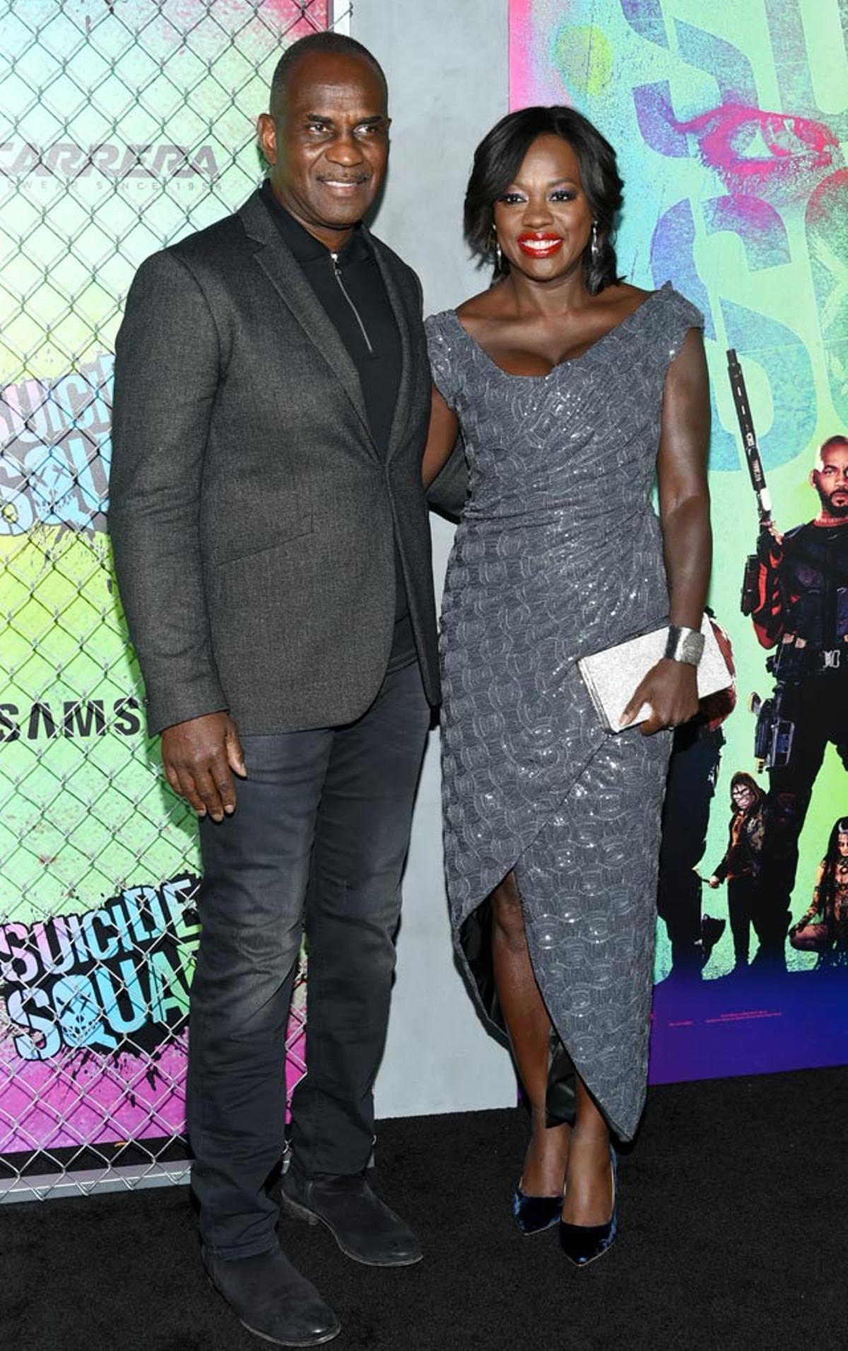 Julius Tennon y Viola Davis, en la première del Escuadrón Suicida en Nueva York.