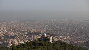 BCN farà un cens d’edificis amb risc d’incendi després de la tragèdia de València