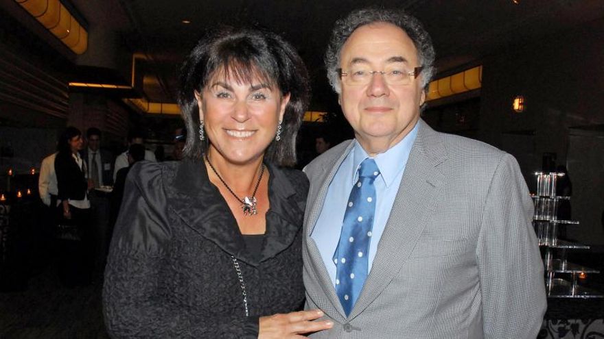 Barry Sherman y su esposa, Honey.