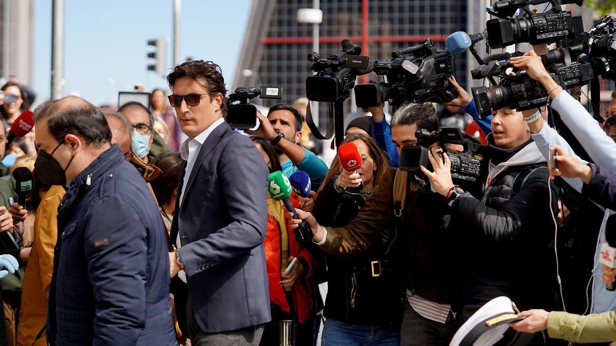 Luis Medina antes de declarar ante el juez en los juzgados de Plaza de Castilla por el caso de las mascarillas.