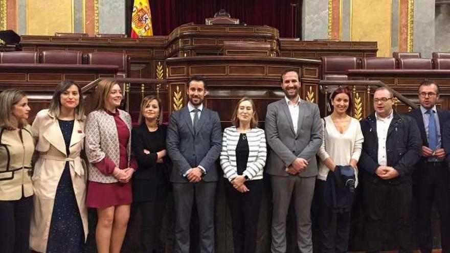 Jóvenes Empresarios, con Ana Pastor en el Congreso. // FdV