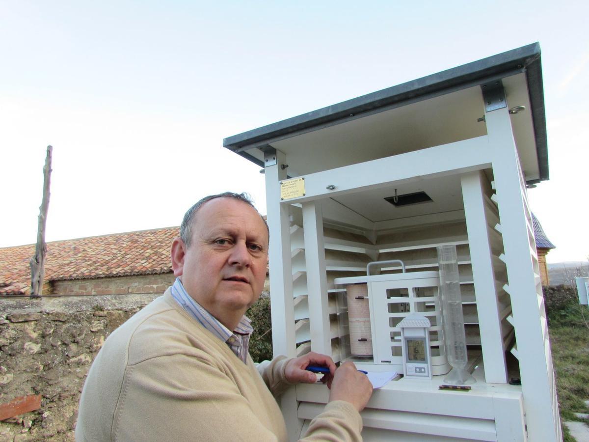 Juan Amela, observador voluntario en Morella.