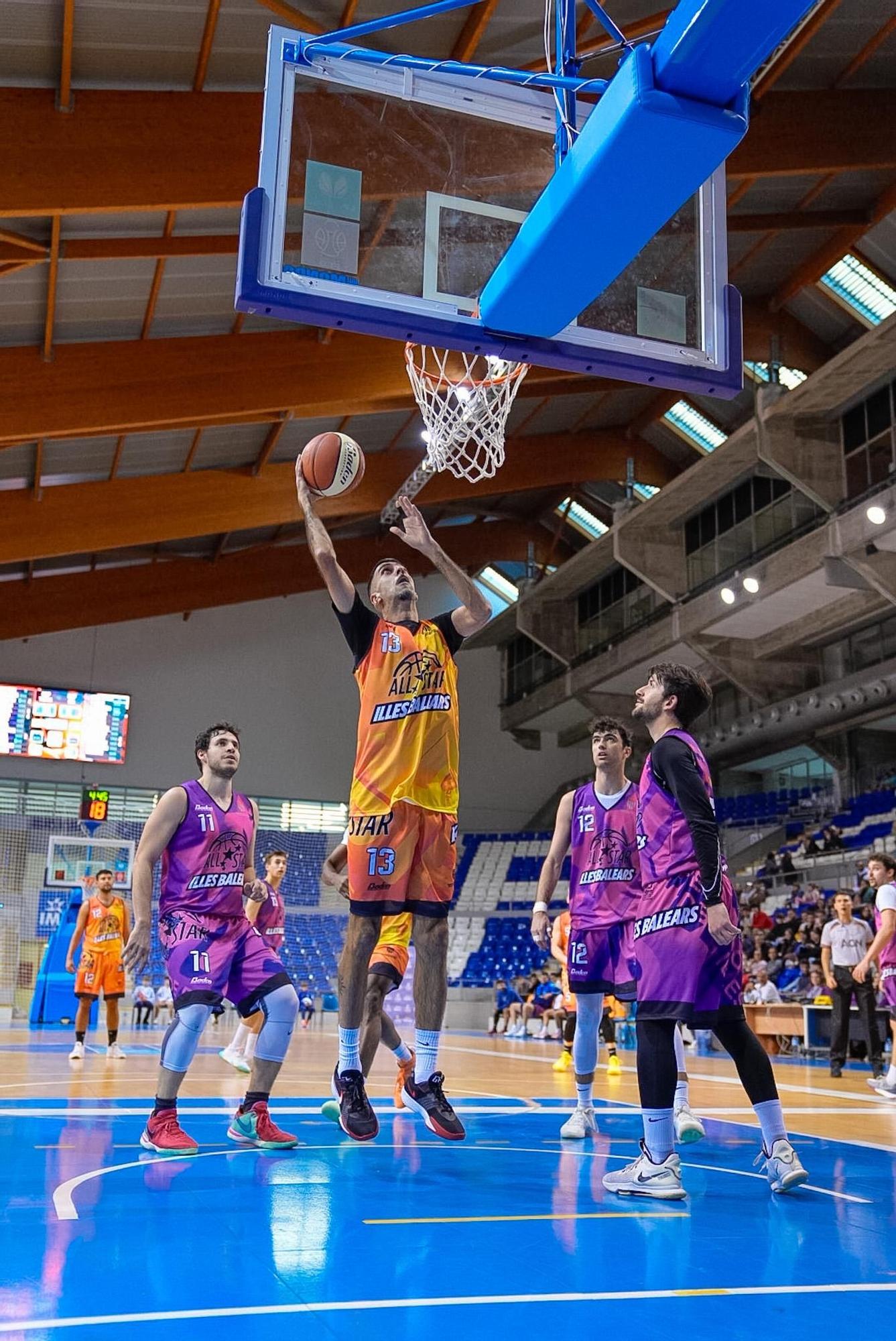 Espectáculo y diversión en el All-Star de las Lligues Escribano