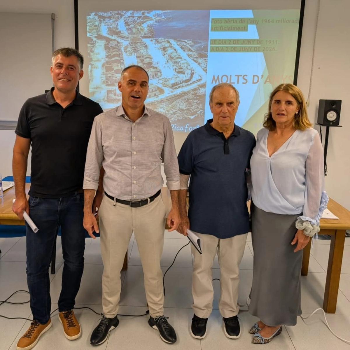 Miquel Àngel Sastre, Martí Àngel Torres, Pep Servera y Rocío Romero, durante la conferencia.