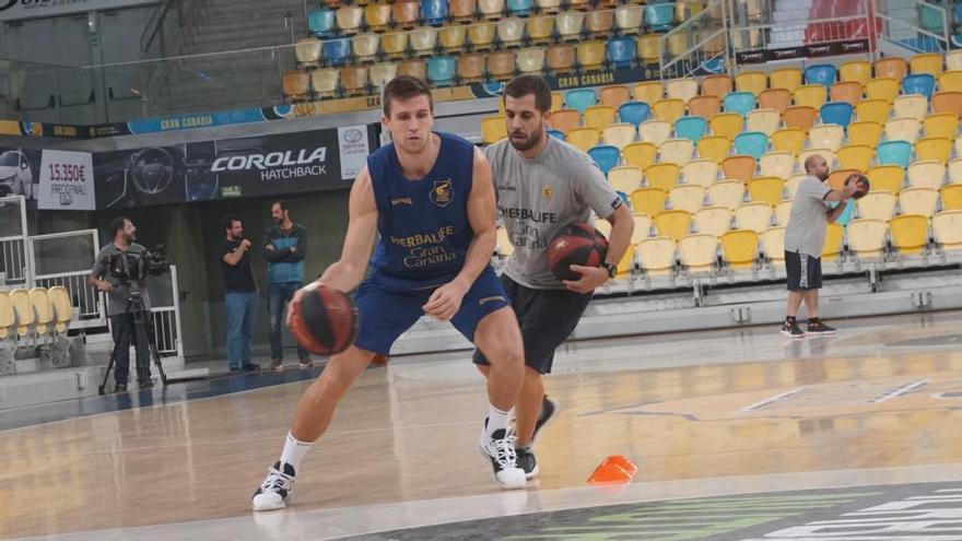 El Granca recupera a Bourousis y Rabaseda entrena con el grupo