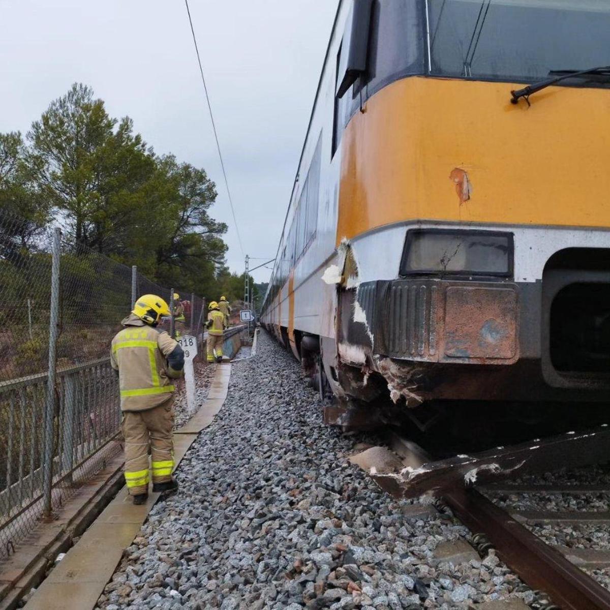 El tren descarrilado en Vacarisses.