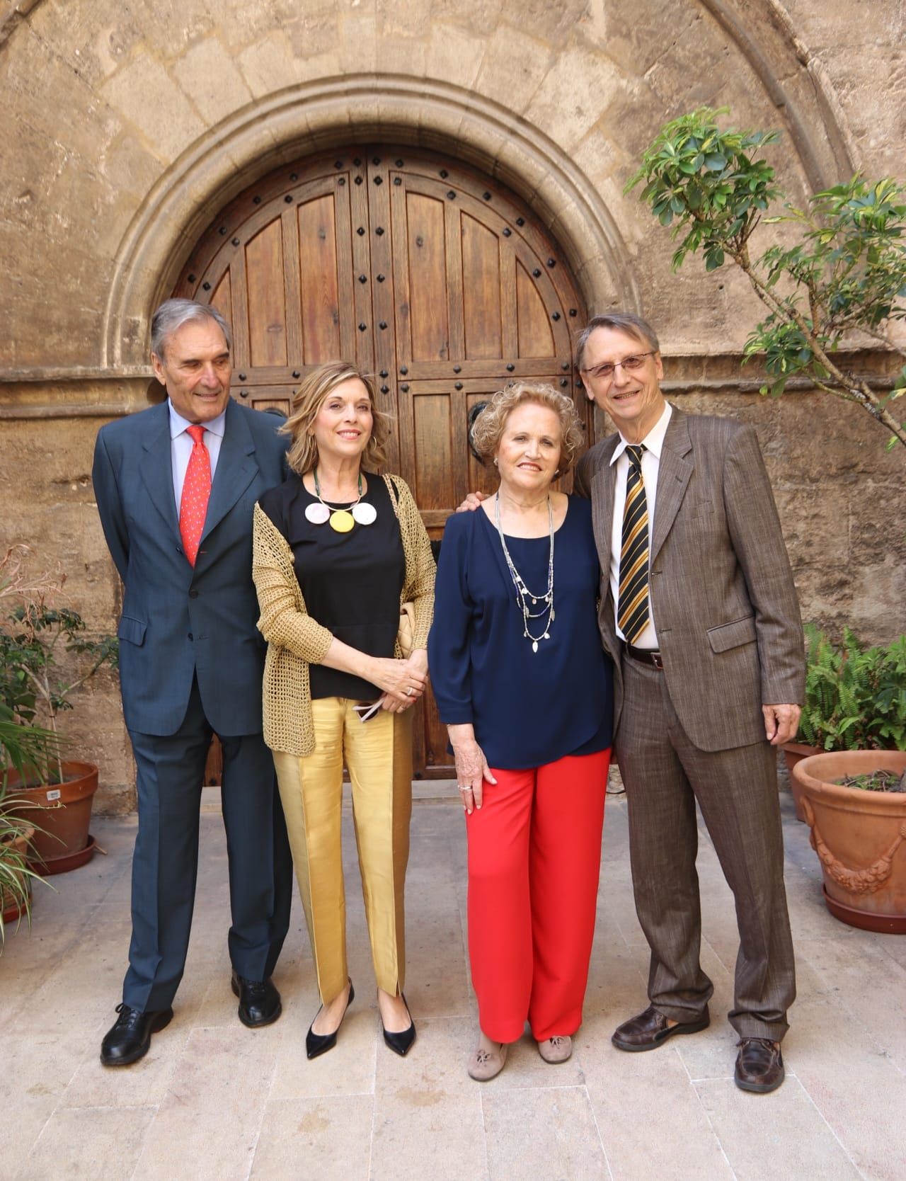 El seu amic més estimat va ser José Roberto Vilar. Es van conèixer als catorze anys i, des de llavors, es va crear un lligam que va continuar tota la vida.