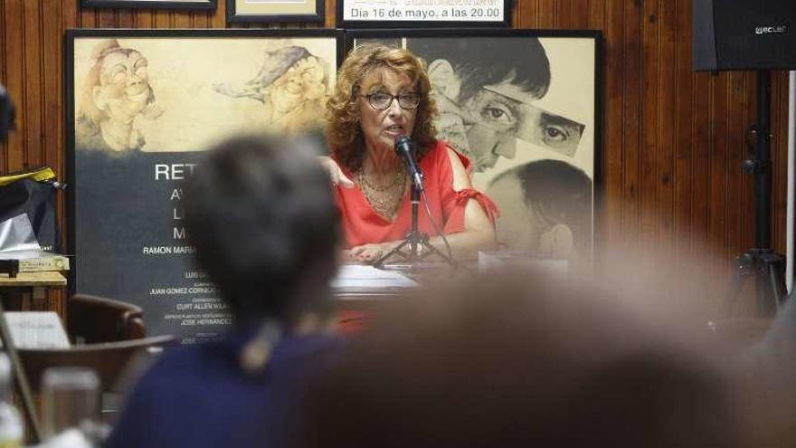 Charla literaria con María Ángeles Ovies