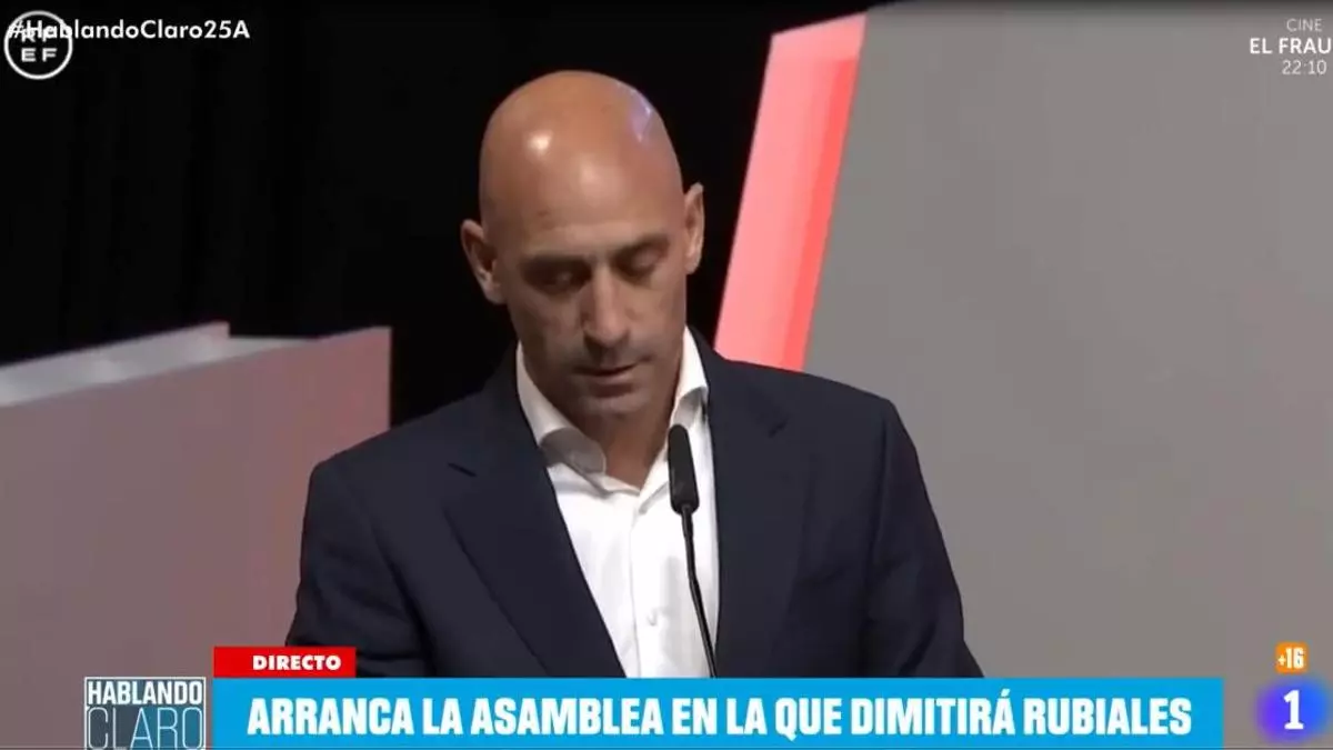 Las 'perlas' de Rubiales en la asamblea extraordinaria de la Federaci車n Espa?ola