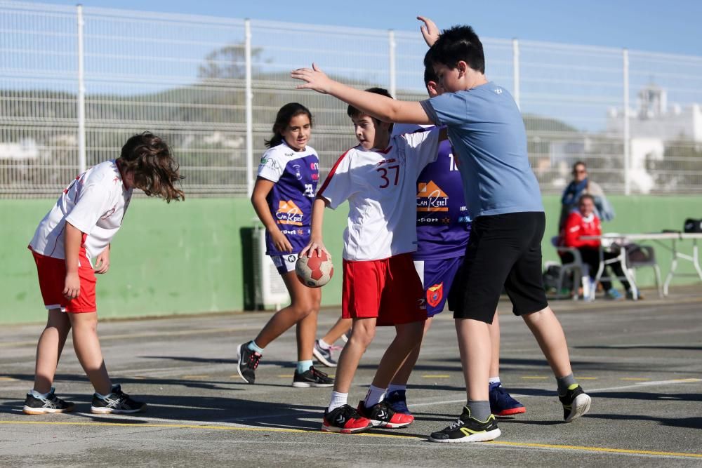 Un centenar de jugadores participan en la diada de promoción alevín celebrada en Sant Jordi