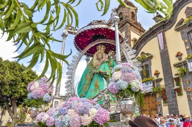 Procesión y romería de la fiesta de Las Marías