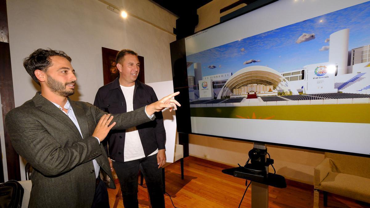 Jorge Cerpa y Rafael Suárez presentan el escenario del papa para el Estadio de Gran Canaria.