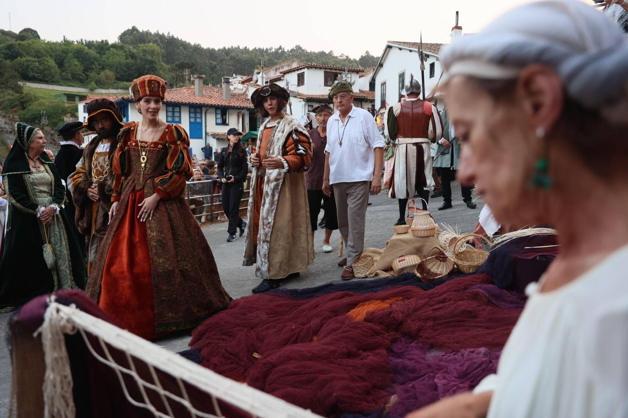 Carlos V siempre desembarca en Tazones