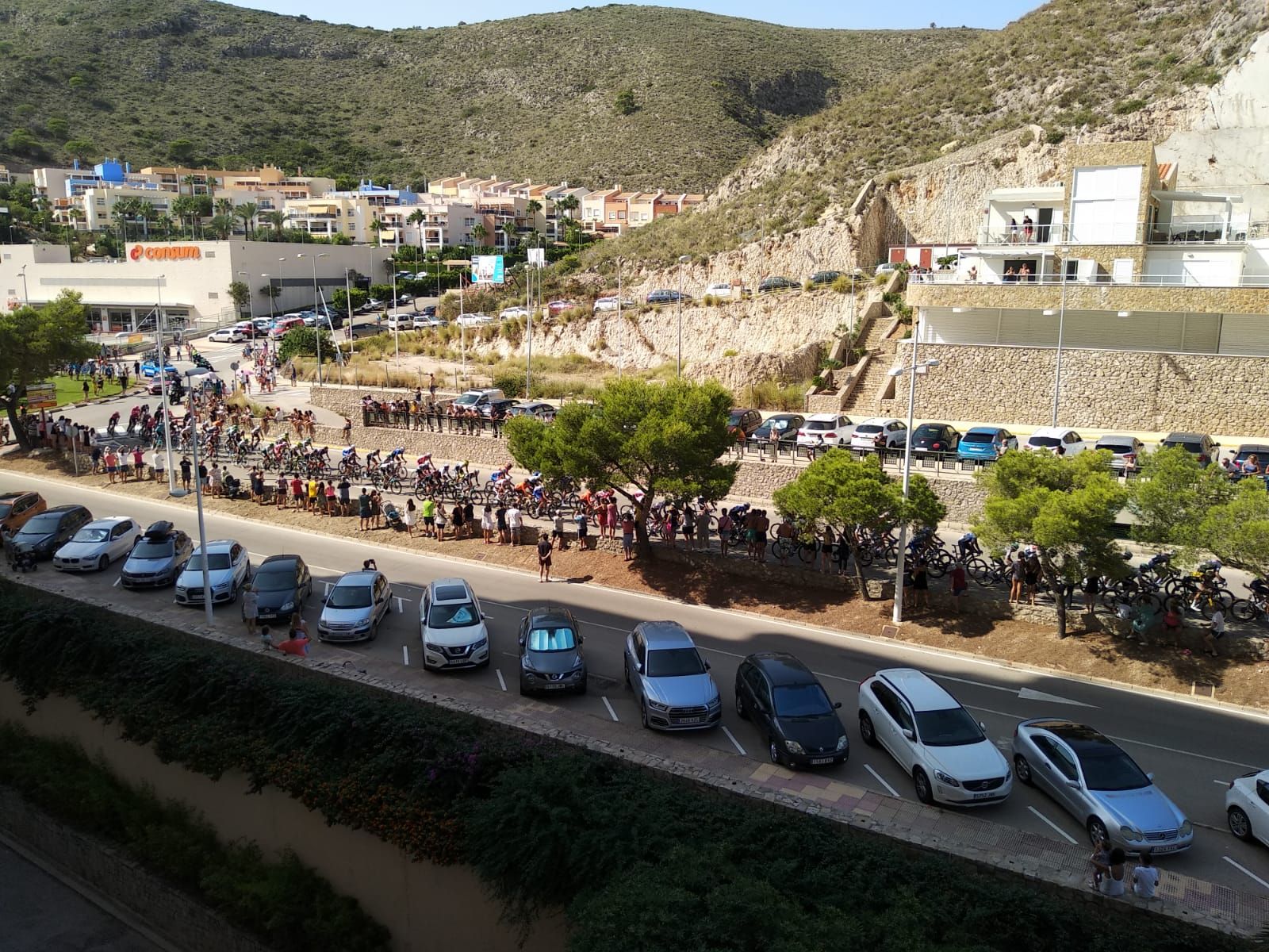 La Vuelta a España recorre Requena y atraviesa Cullera