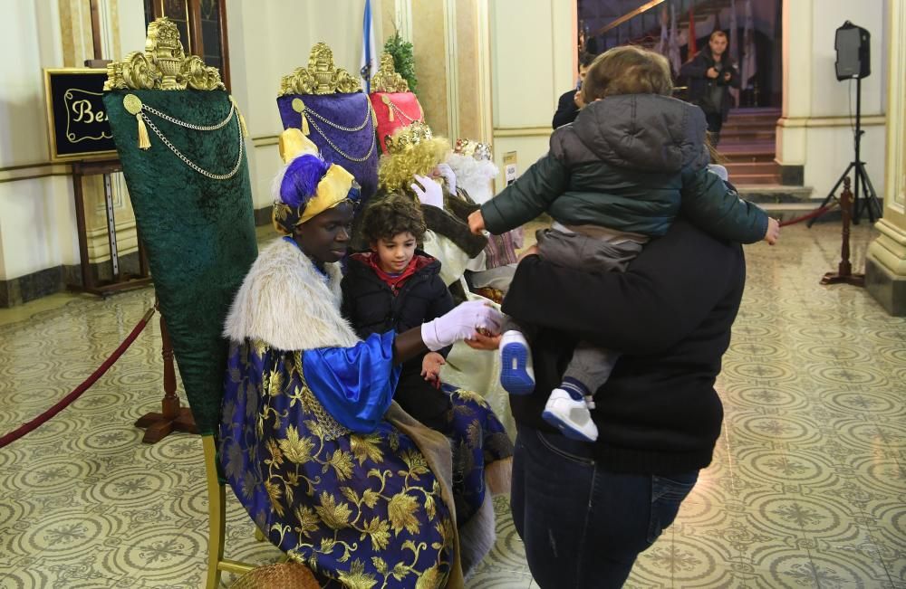 Sus Majestades de Oriente recibirán hasta el viernes a los pequeños en el Palacio Municipal en horario de 17.00 a 20.00h.