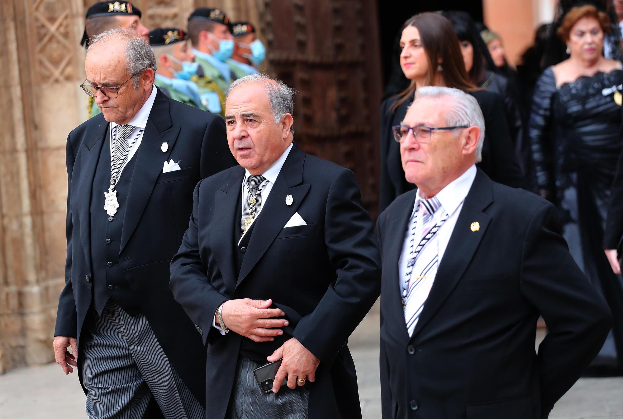 La Geperudeta recorre València en la procesión general