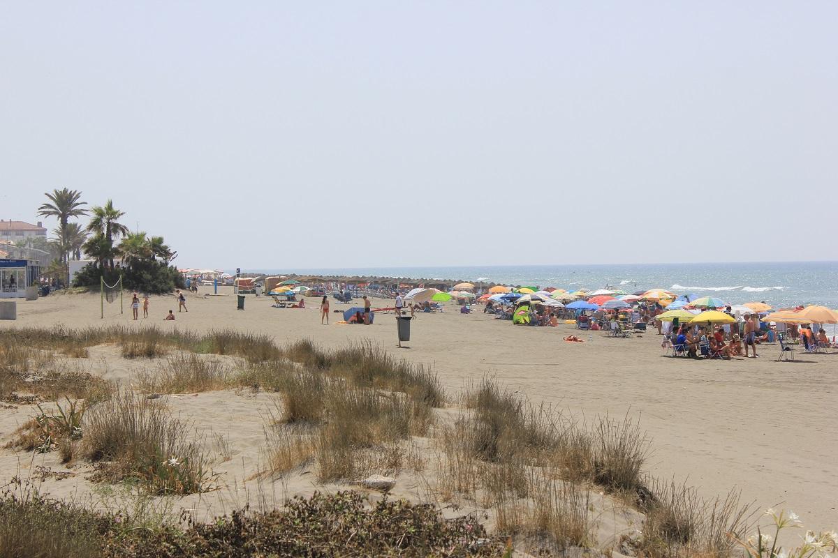 Málaga suma ya 45 playas con Bandera Azul.