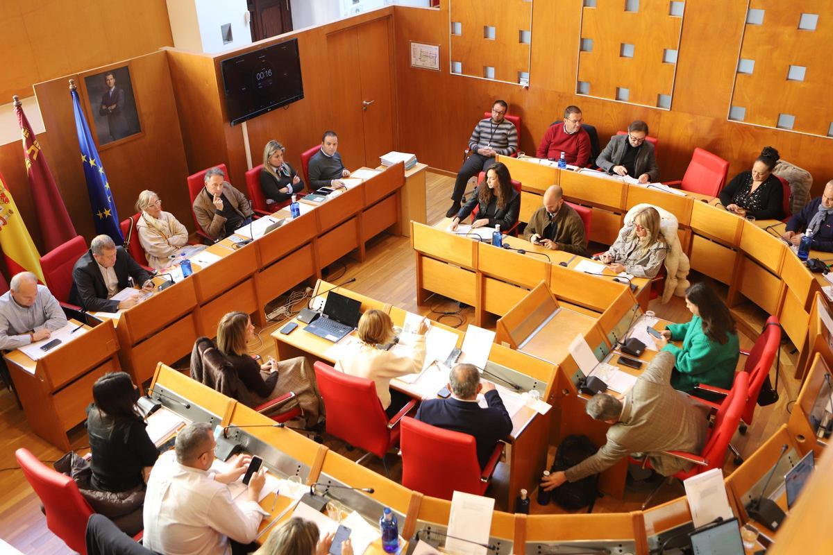 Pleno extraordinario celebrado en Lorca este lunes.