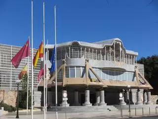 La Asamblea Regional se suma al luto oficial decretado en España por el accidente ferroviario en Adamuz