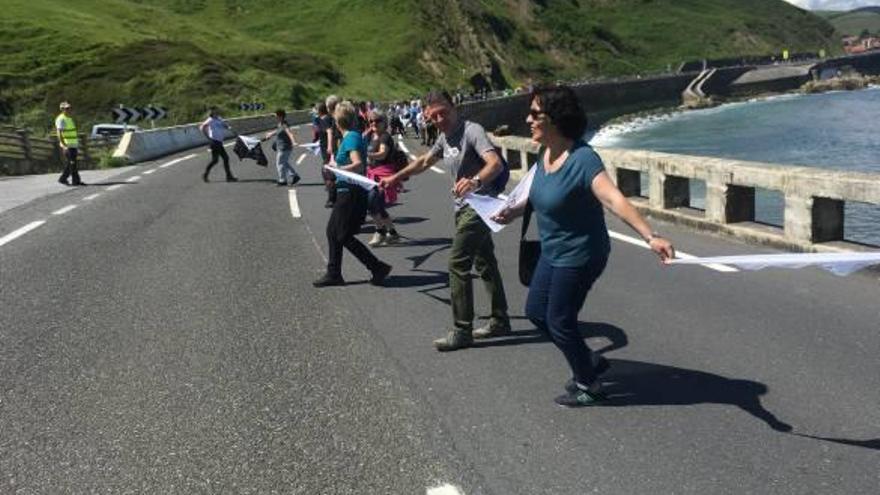 Desenes de milers de ciutadans es van mobilitzar diumenge al País Basc per reivindicar el dret a decidir