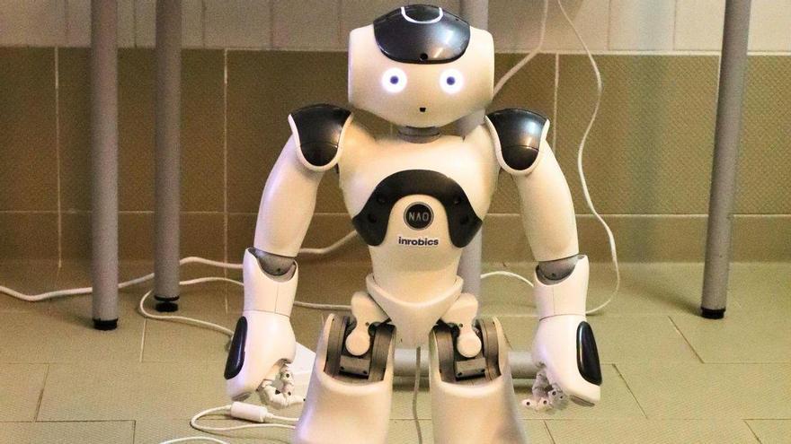 San Juan de Dios incorpora un robot terapeuta para reforzar la atención a niños con necesidades especiales