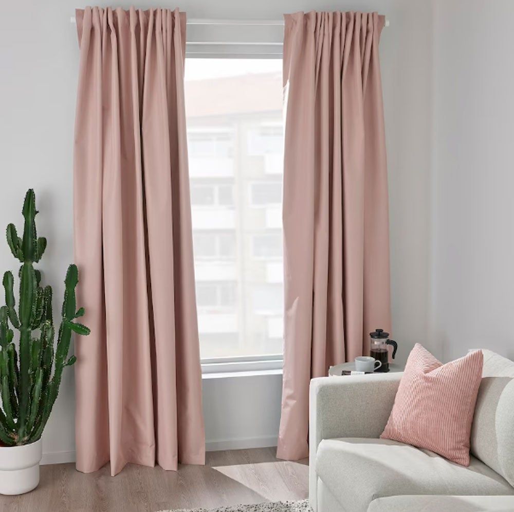 Ikea piensa en las más frioleras con esta cortina aislante del frío que  necesitamos sin pensarlo dos veces este invierno