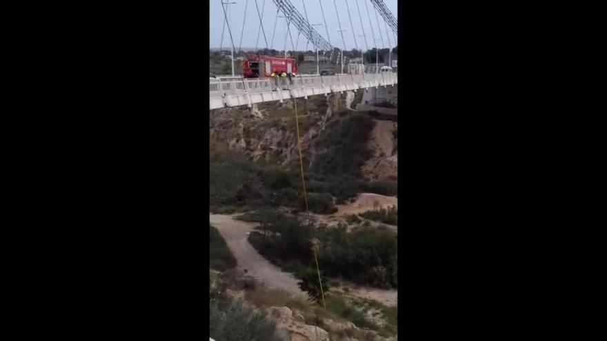 Doble incendio en la ladera del río Vinalopó