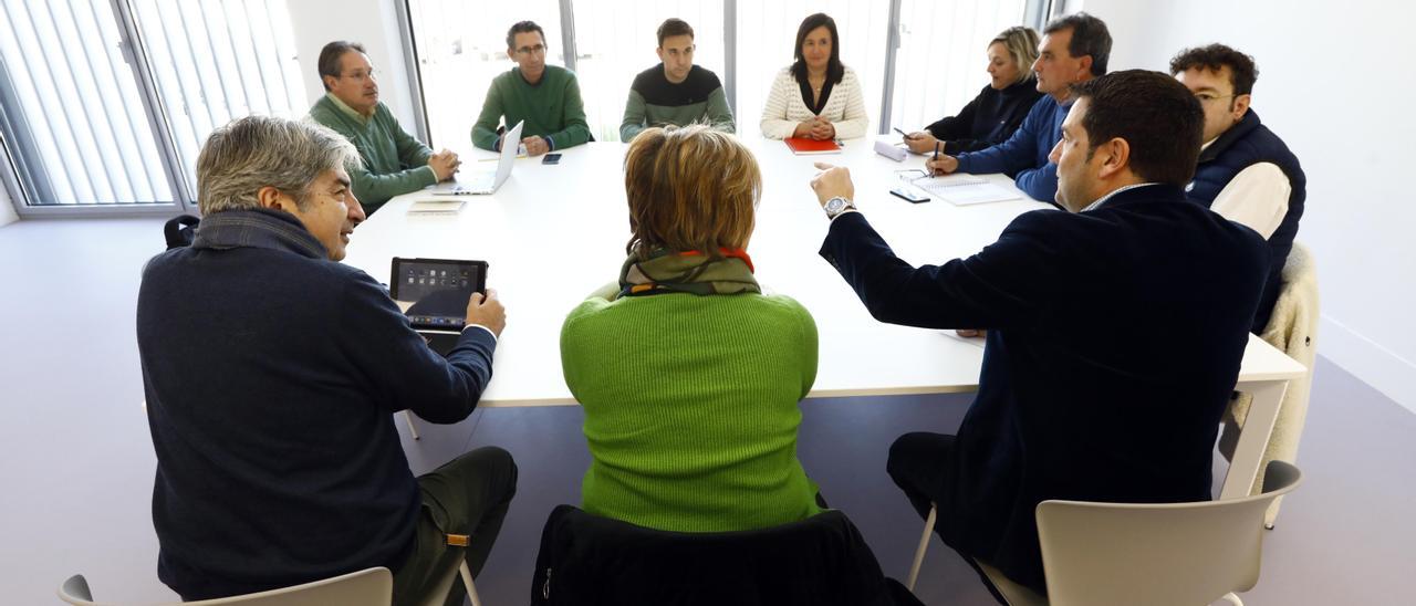 Una de las reuniones preparatorias del nuevo partido escindido del PAR, en Cuarte de Huerva.