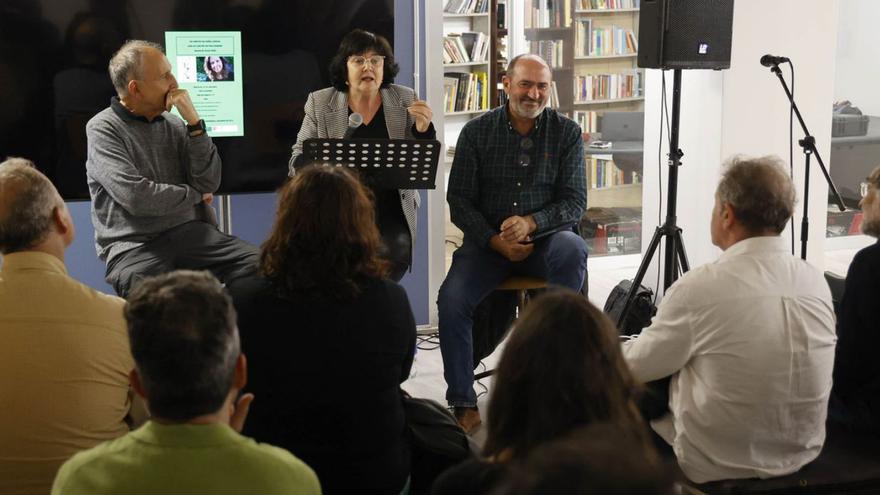 Anxo Angueira recita en Vigo nova obra tras 15 anos de silencio