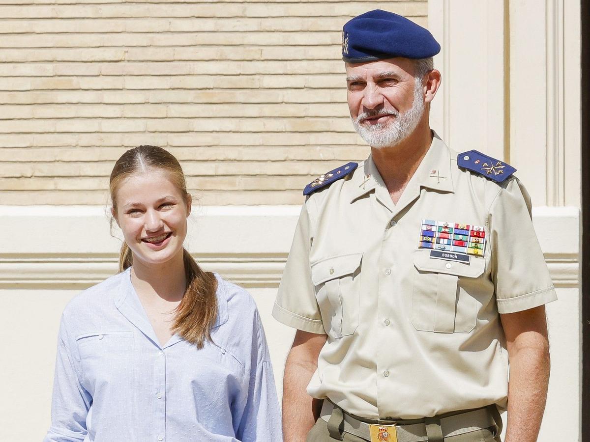 Leonor de Borbón y su padre